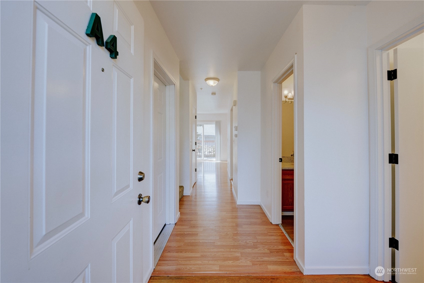 Admirals Court Townhomes and Townhouses For Sale at Admirals Court in