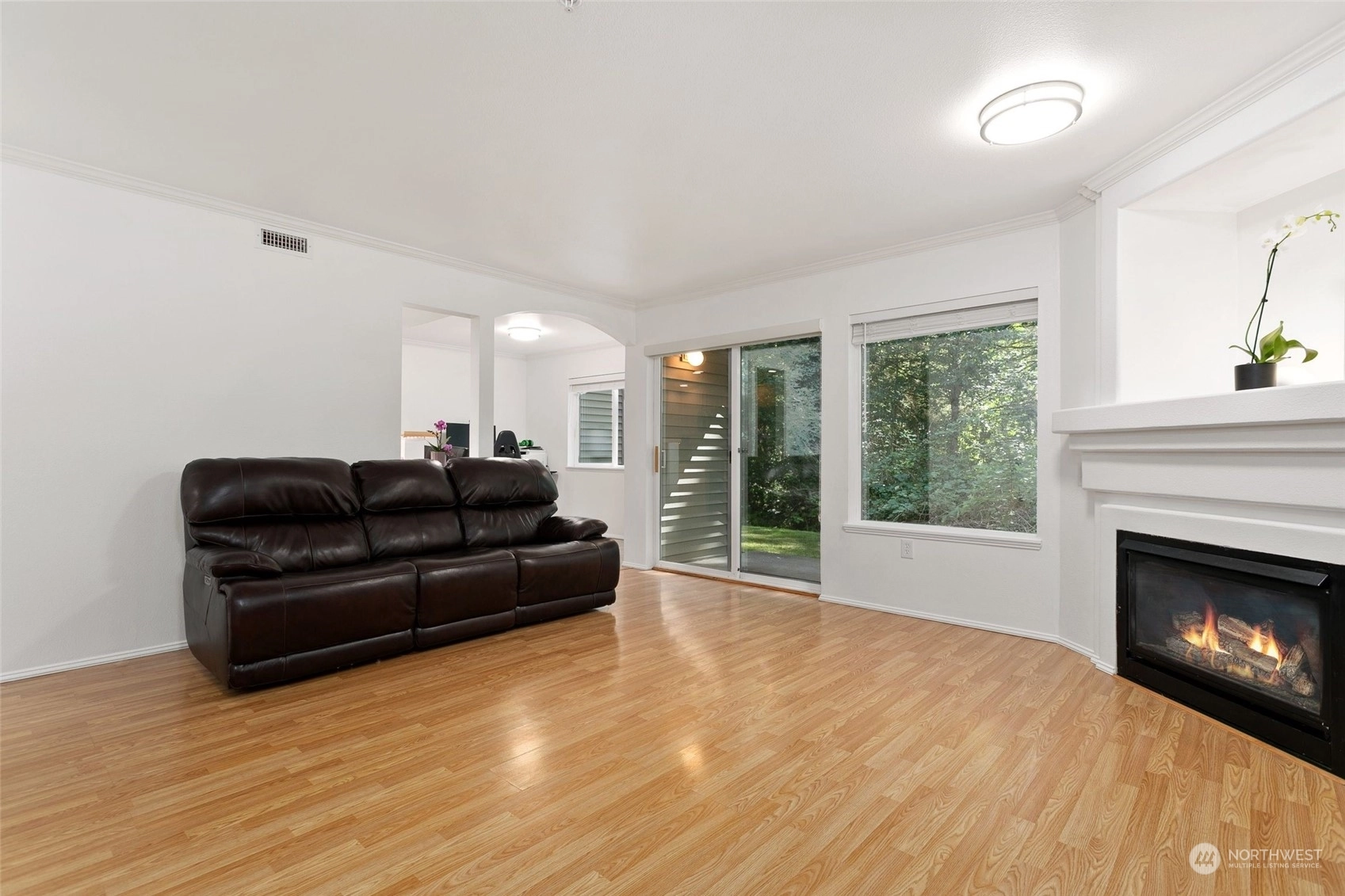 Sundance at Klahanie Condos For Sale at Sundance at Klahanie in