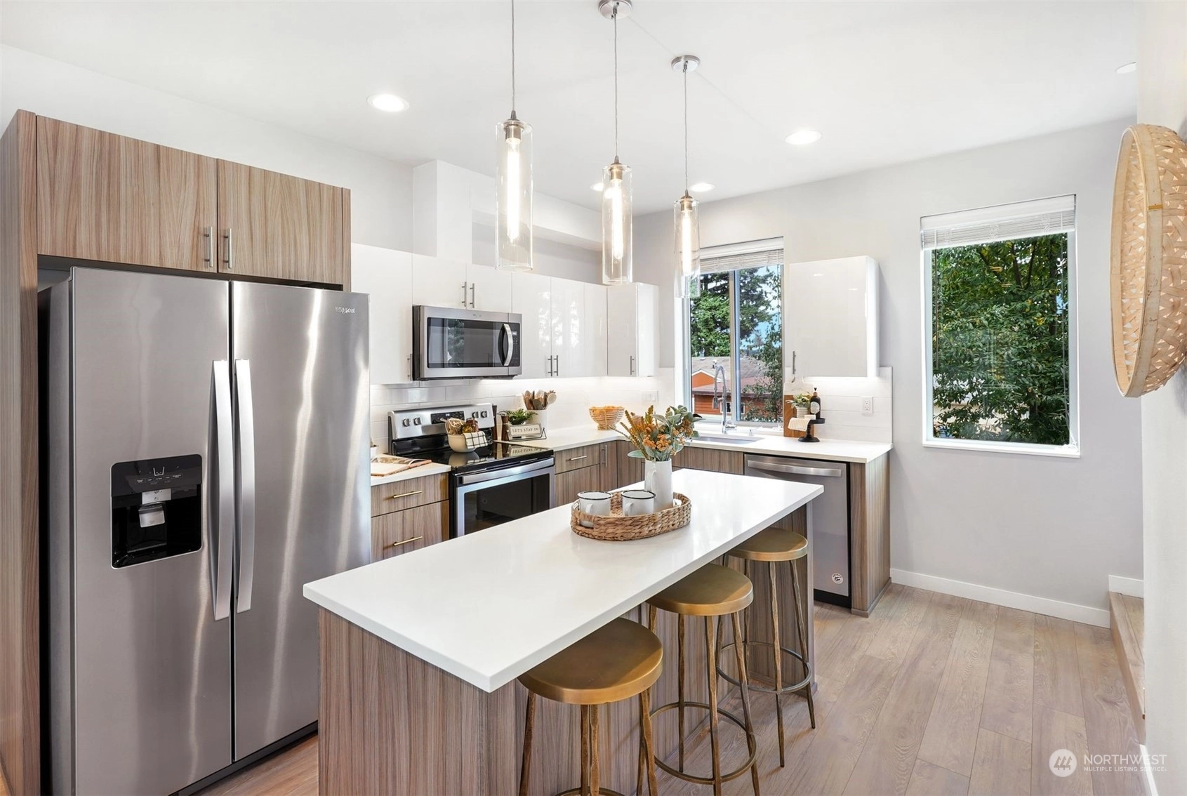 Esperance Homes For Sale in Esperance, Edmonds, WA Wicklund