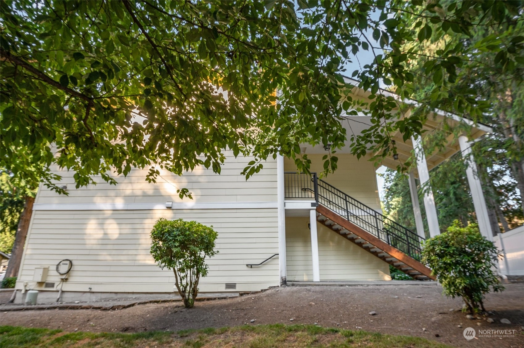 Wedgewood Condos For Sale at Wedgewood in Bellevue, WA Wicklund