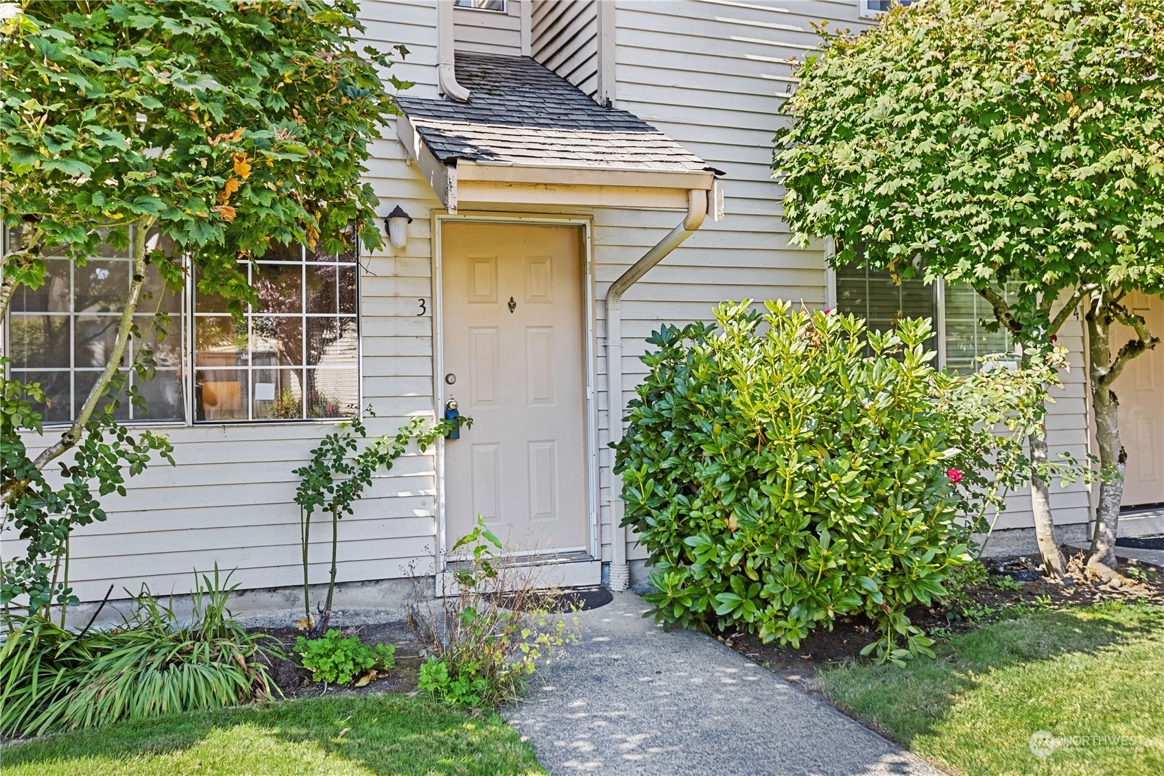 Hampton Park Condos For Sale at Hampton Park in Everett, WA Wicklund