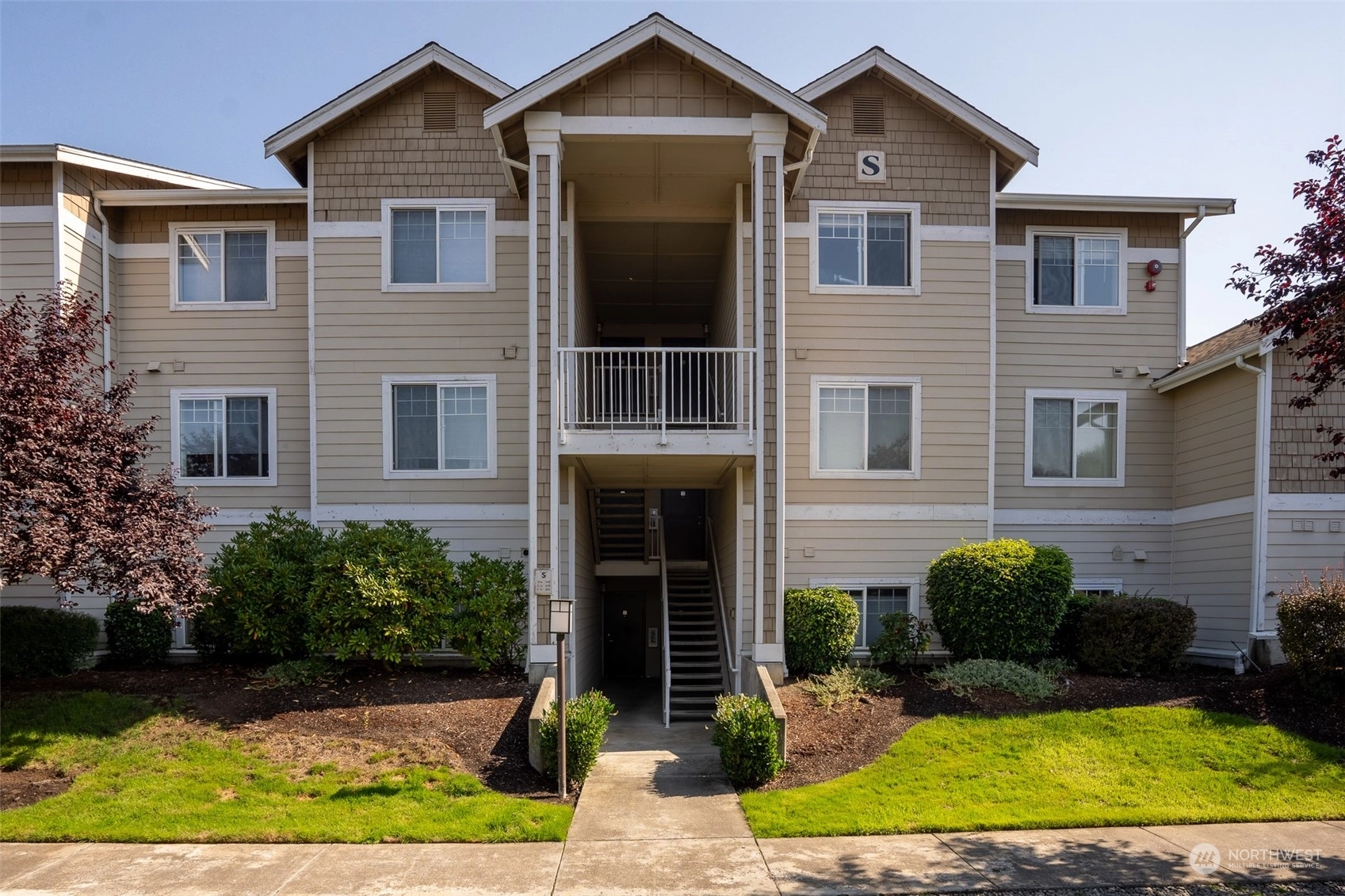 Molasses Creek Condos For Sale at Molasses Creek in Renton, WA Wicklund