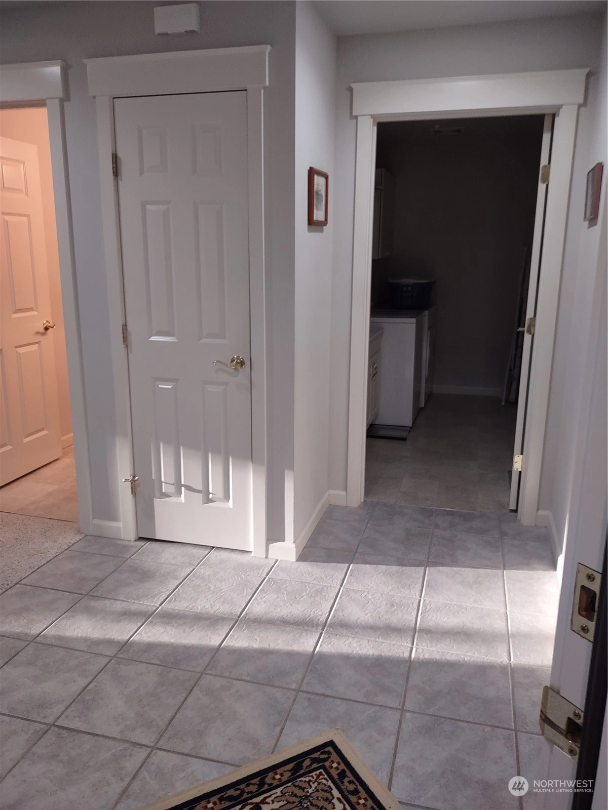 Lakeland Village Condos For Sale and Condo Buildings in Lakeland