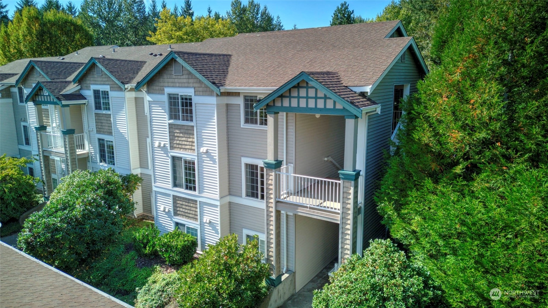 Sundance at Klahanie Condos For Sale at Sundance at Klahanie in