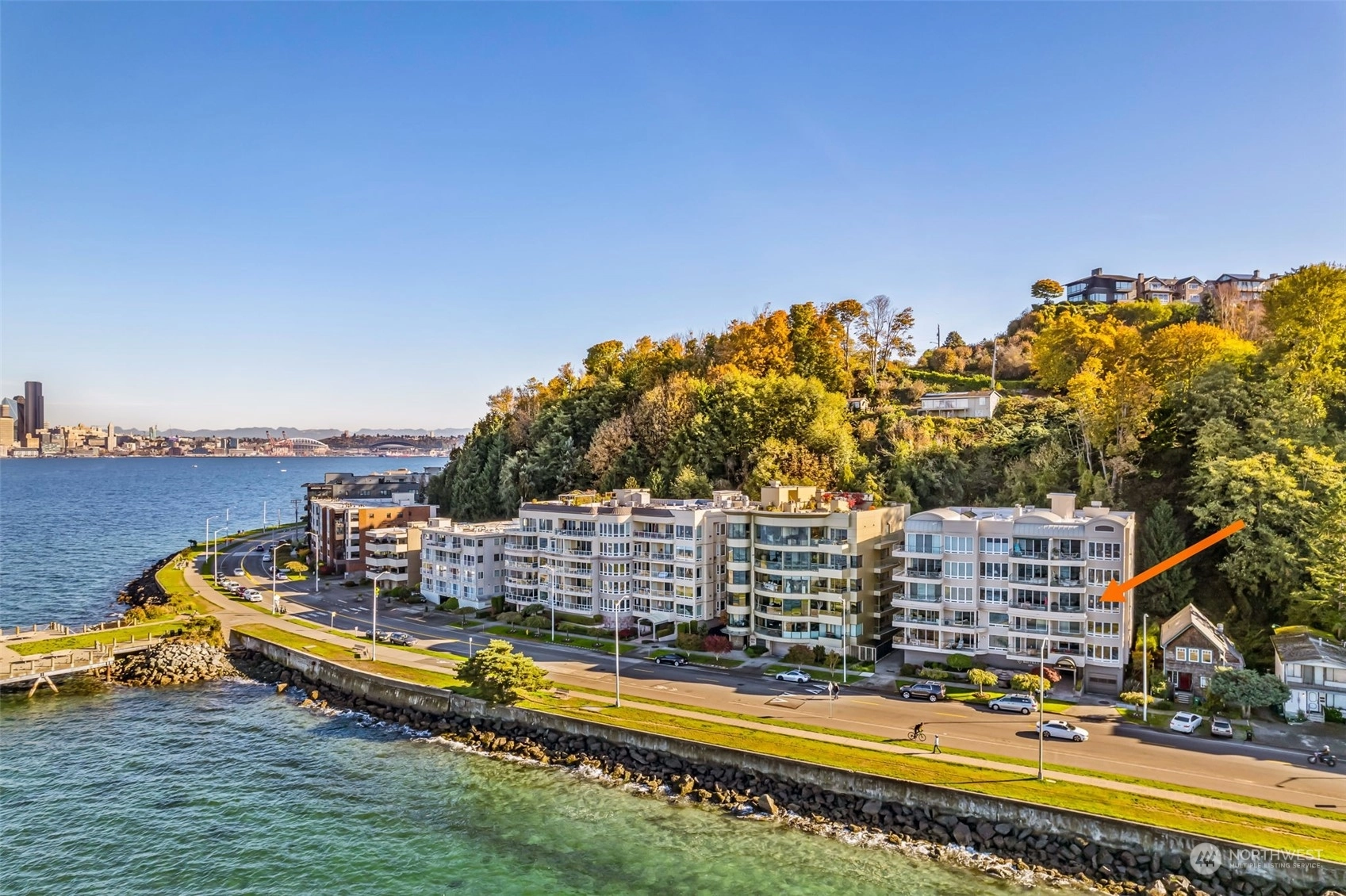 Bay Villa Alki Beach Condos For Sale at Bay Villa Alki Beach in