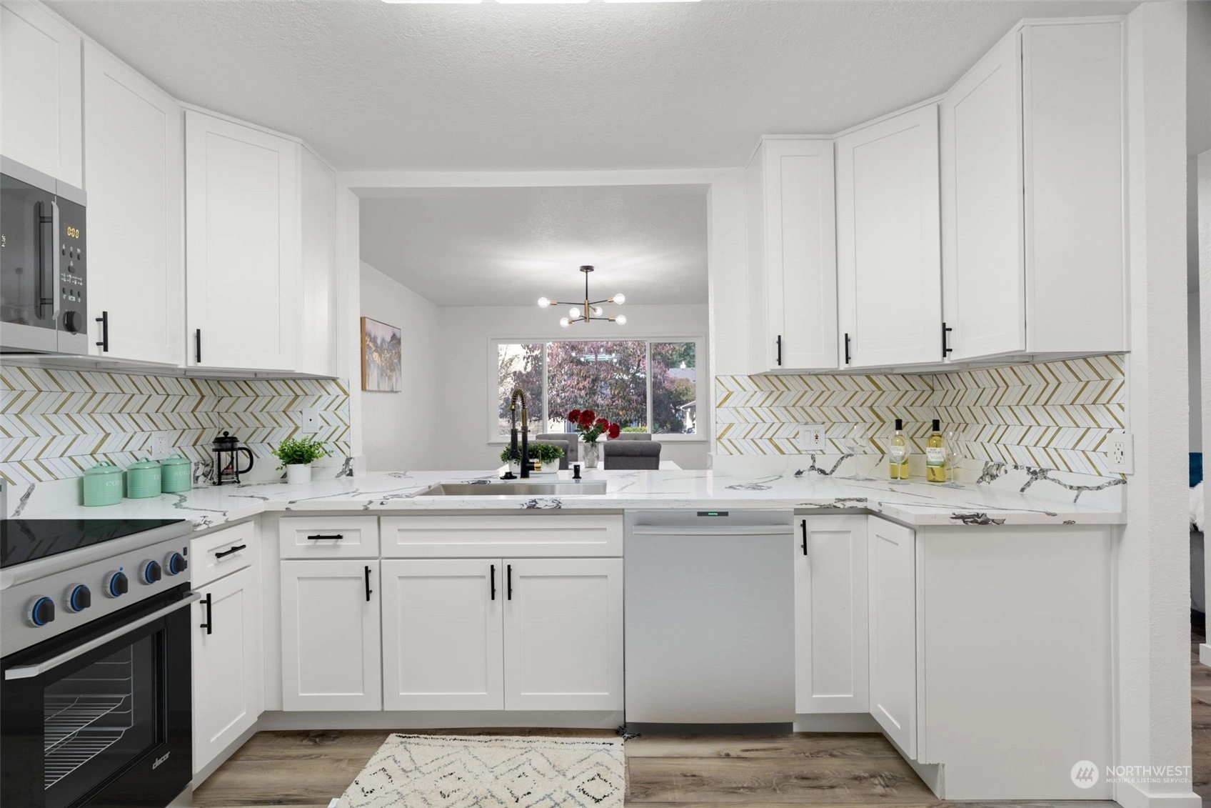 Wedgewood Condos For Sale at Wedgewood in Bellevue, WA Wicklund