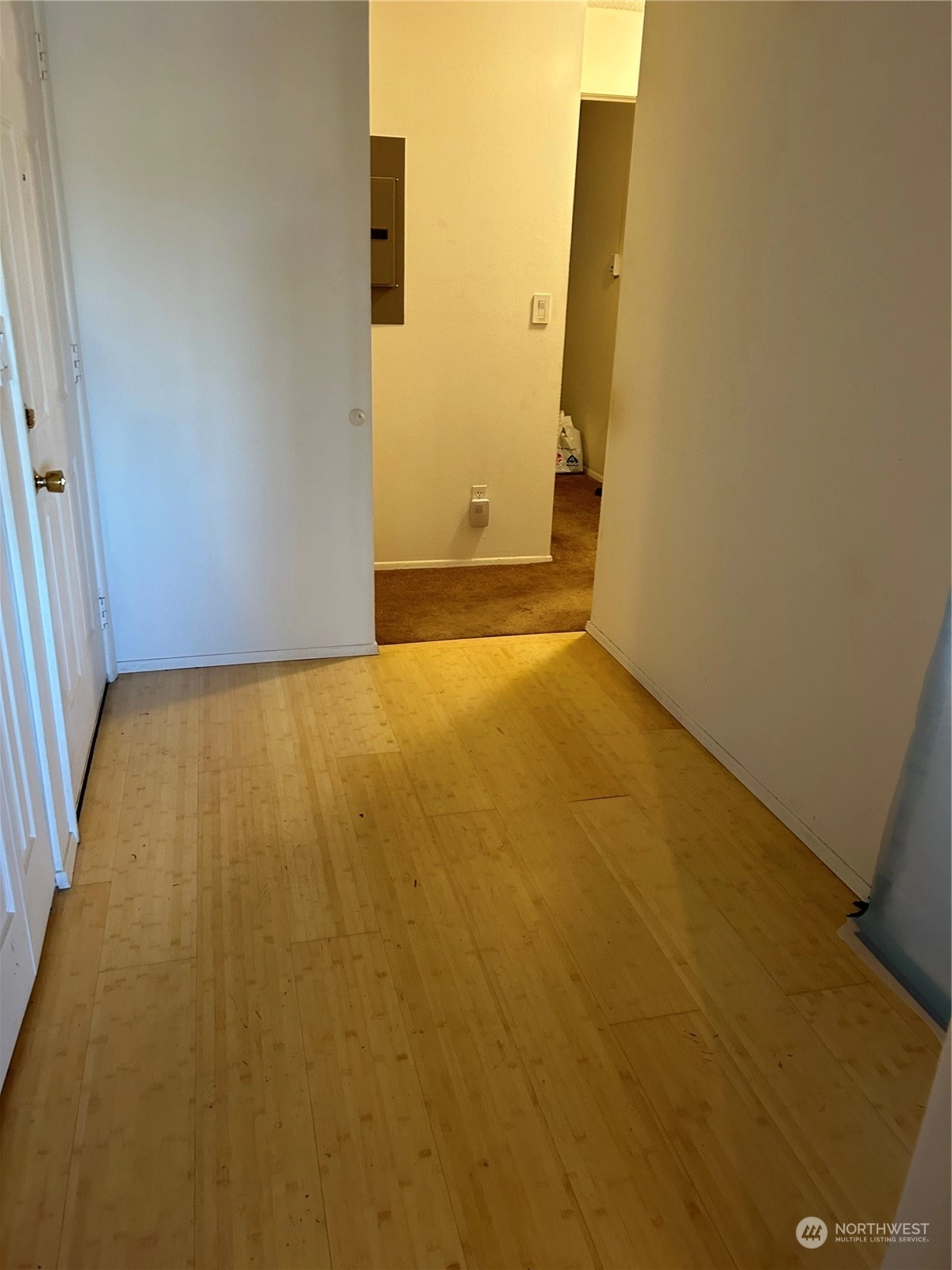 Bryn Mawr Towers Condos For Sale at Bryn Mawr Towers in Seattle, WA