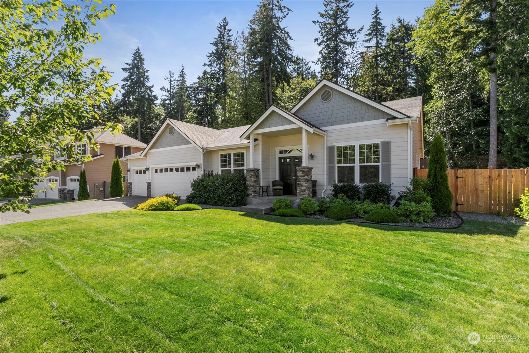 Apple Tree Point Homes For Sale in Apple Tree Point, Kingston, WA