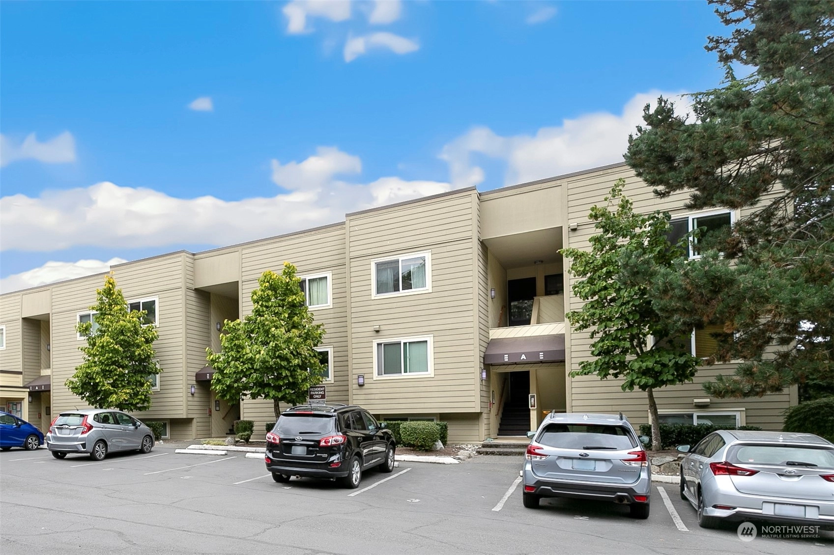 The Sandpiper Condos For Sale at The Sandpiper in Seattle, WA Wicklund