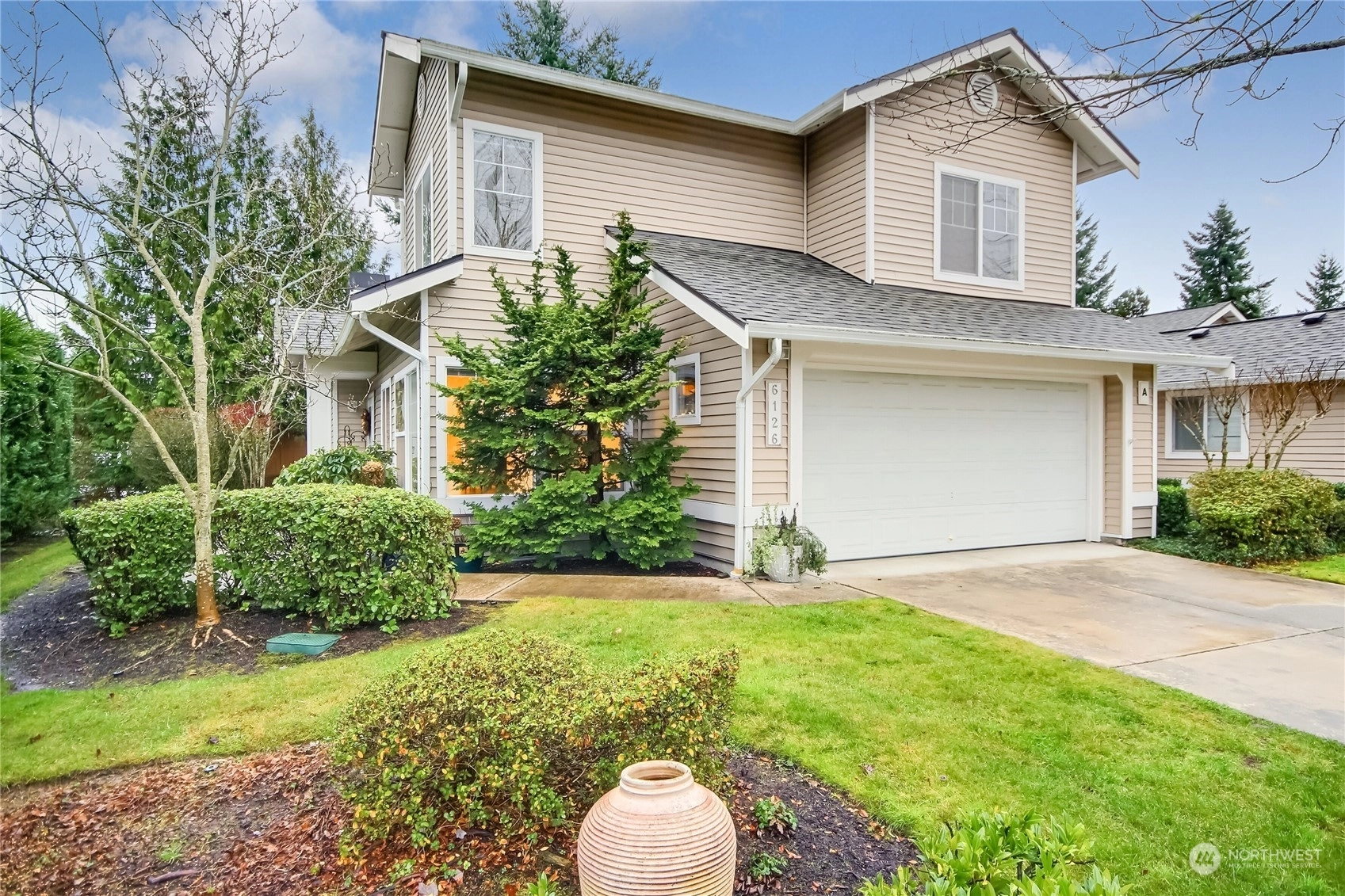 Waterford at Lakeland Hills Condos For Sale at Waterford at Lakeland