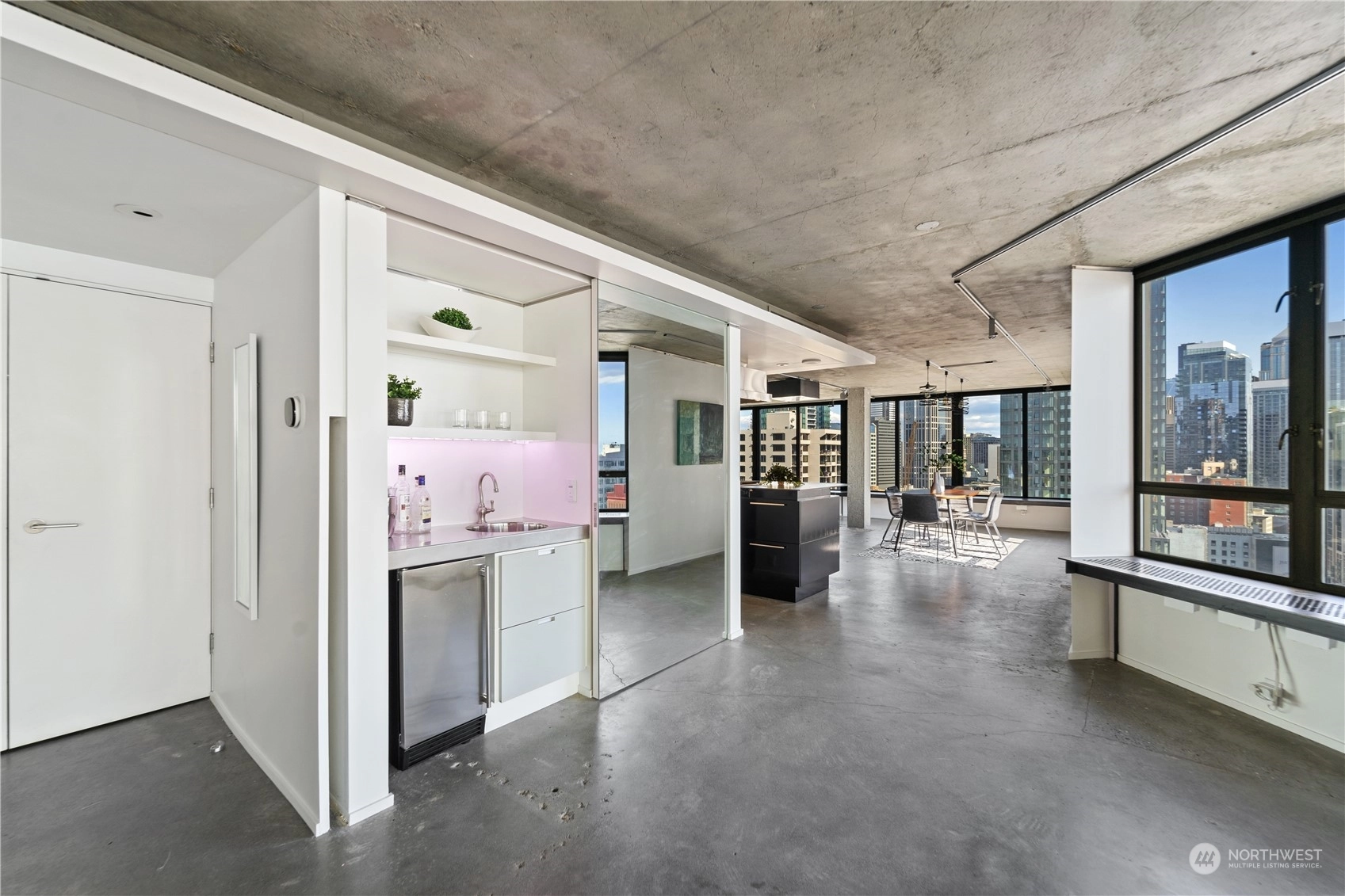 Grandview Condos For Sale at Grandview in Seattle, WA Wicklund