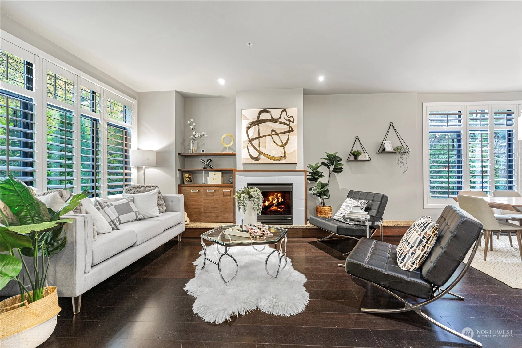 1200 Bellevue Way Townhomes and Townhouses For Sale at 1200 Bellevue