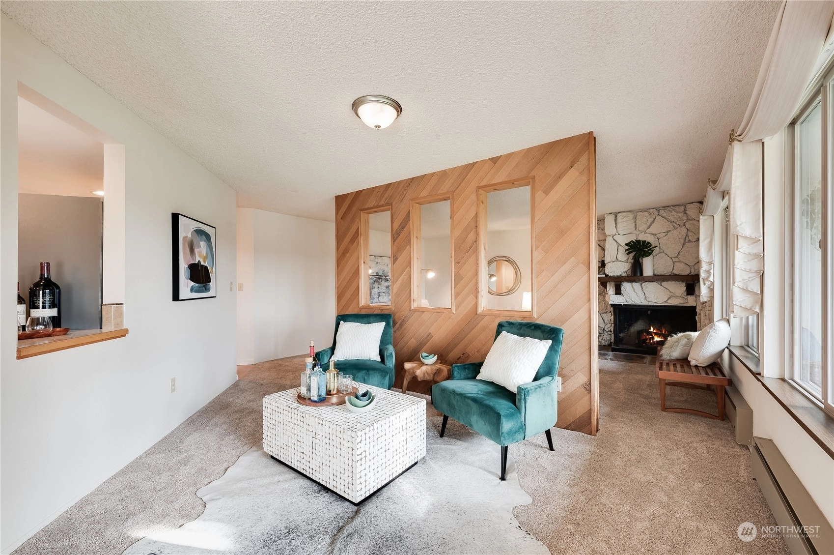 Lake Ballinger Estates Condos For Sale at Lake Ballinger Estates in Mountlake Terrace, WA