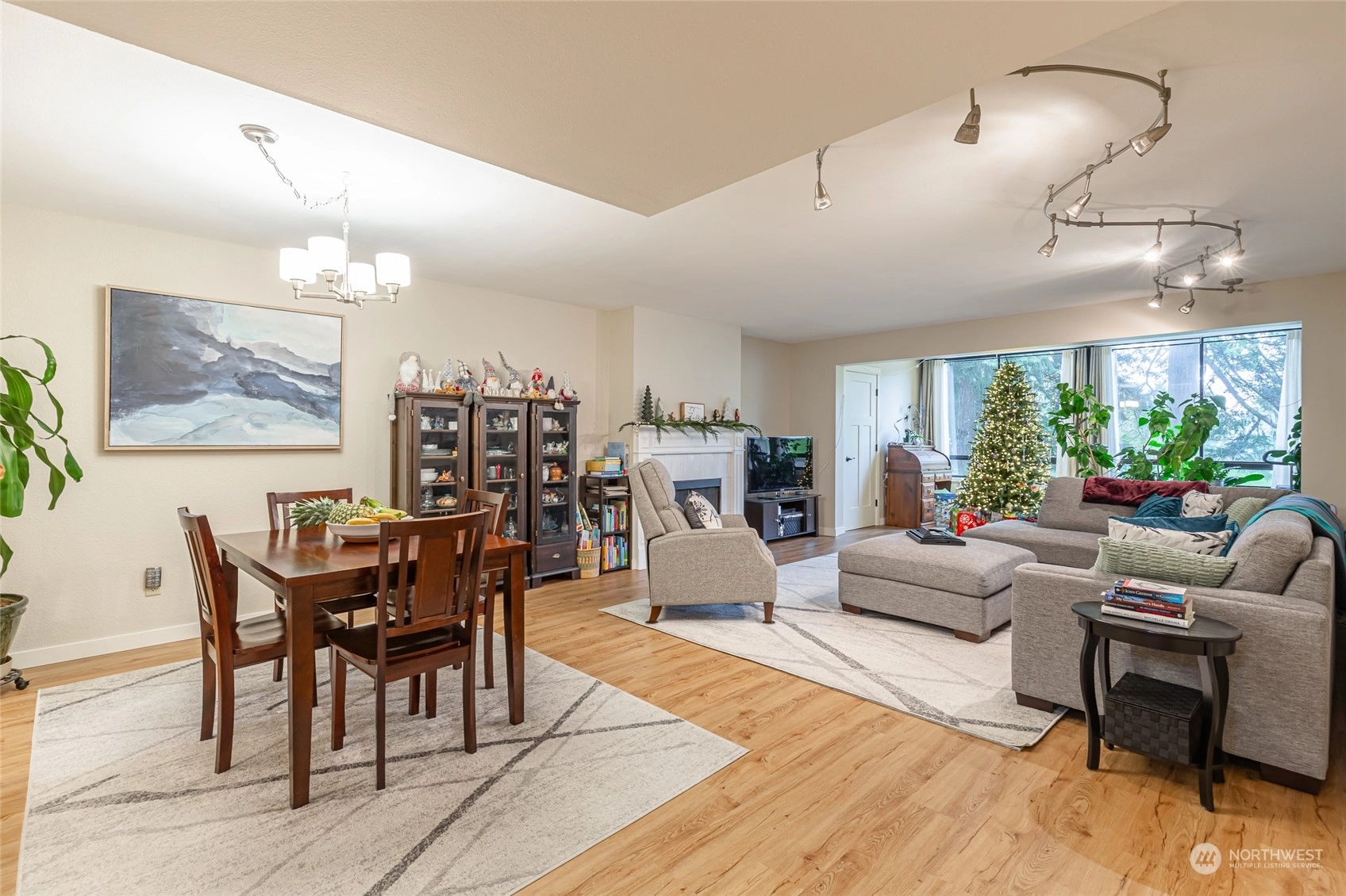 Glen Acres Condos For Sale at Glen Acres in Seattle, WA Wicklund