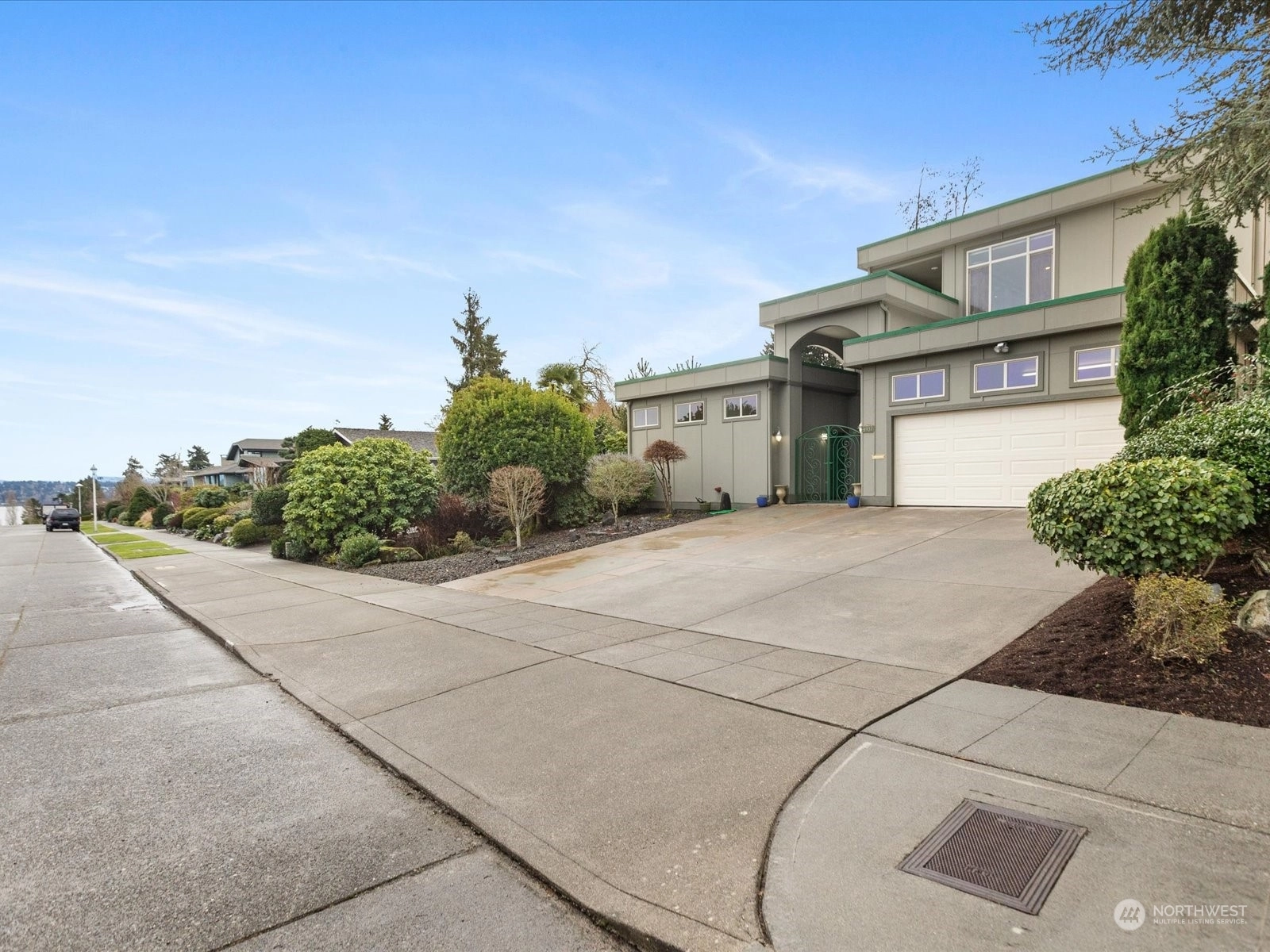 Inverness Homes For Sale in Inverness, Seattle, WA Wicklund