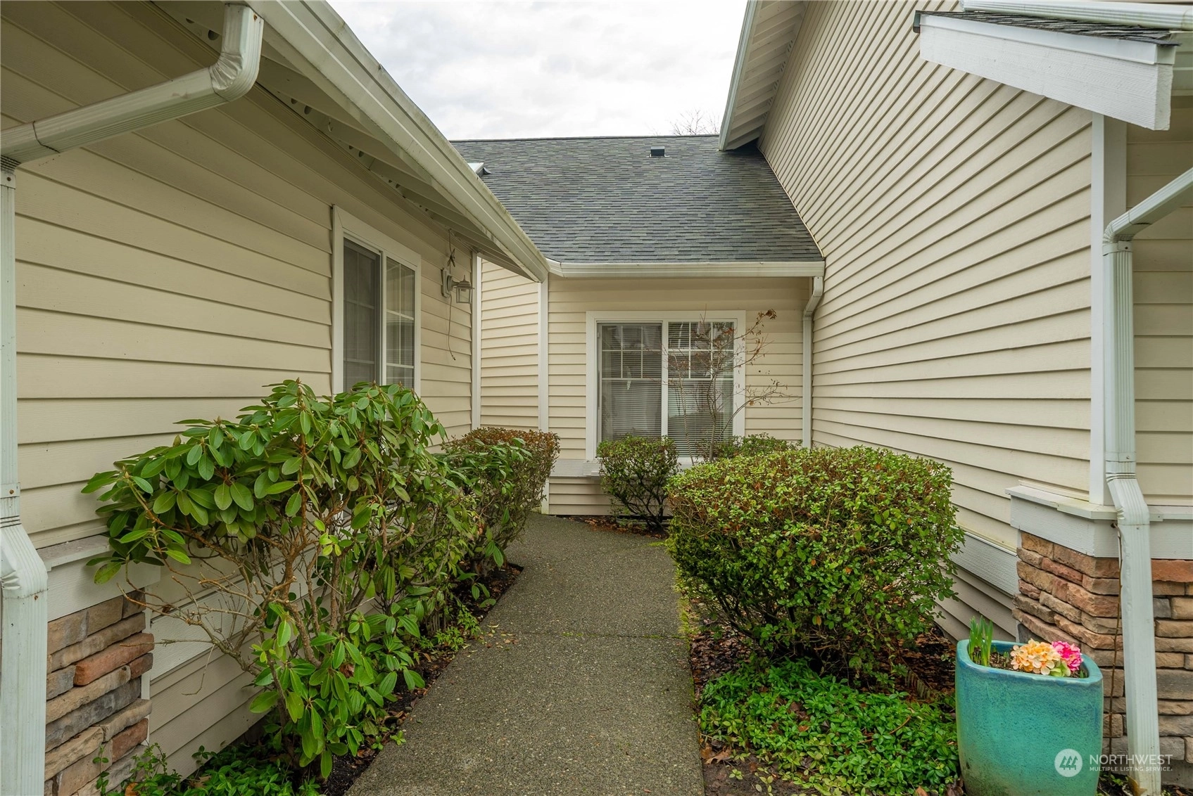 Summit at Riverview Condos For Sale at Summit at Riverview in Kent