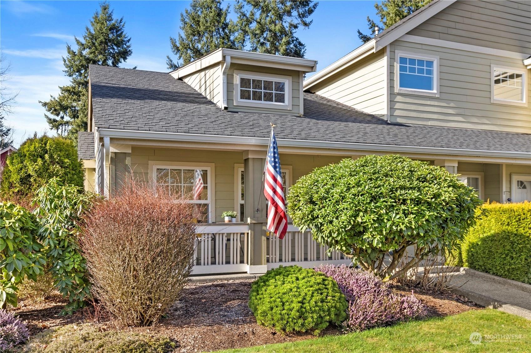 Bay Colony Condos For Sale at Bay Colony in DuPont, WA Wicklund
