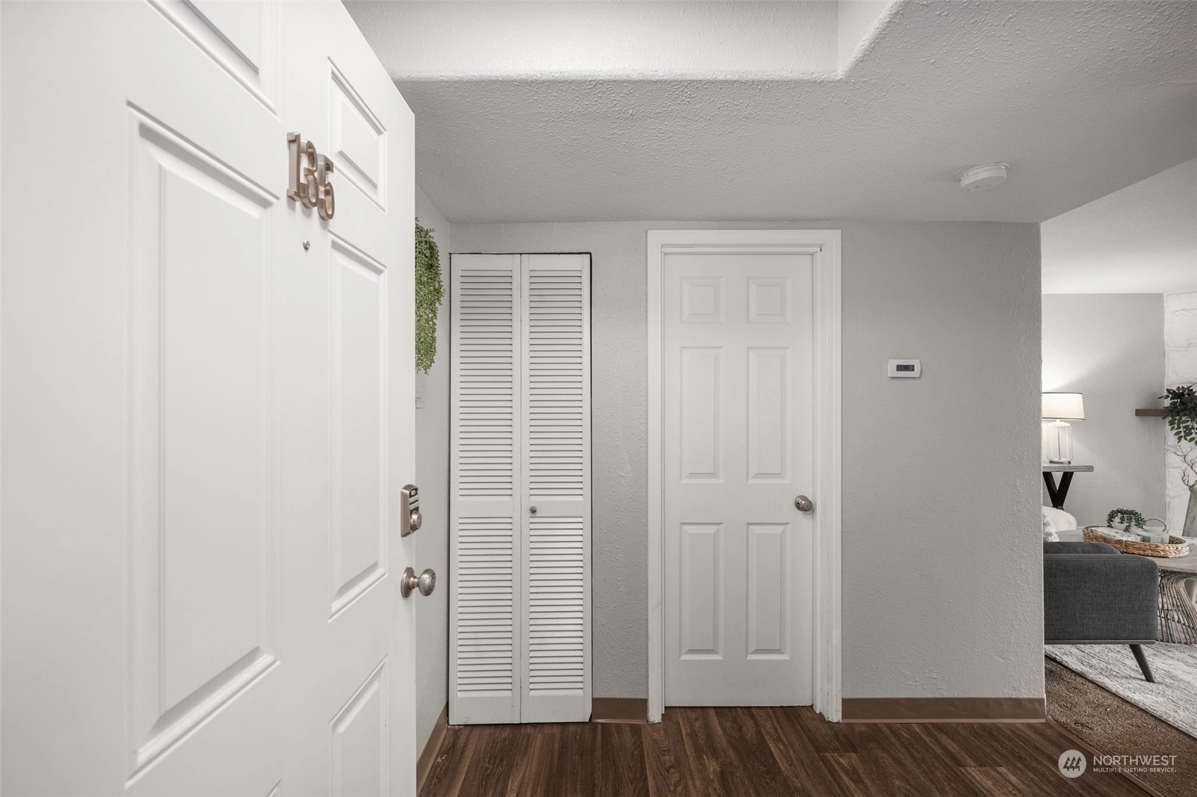 Kingsgate Ridge Manor Condos For Sale at Kingsgate Ridge Manor in Kirkland, WA Wicklund