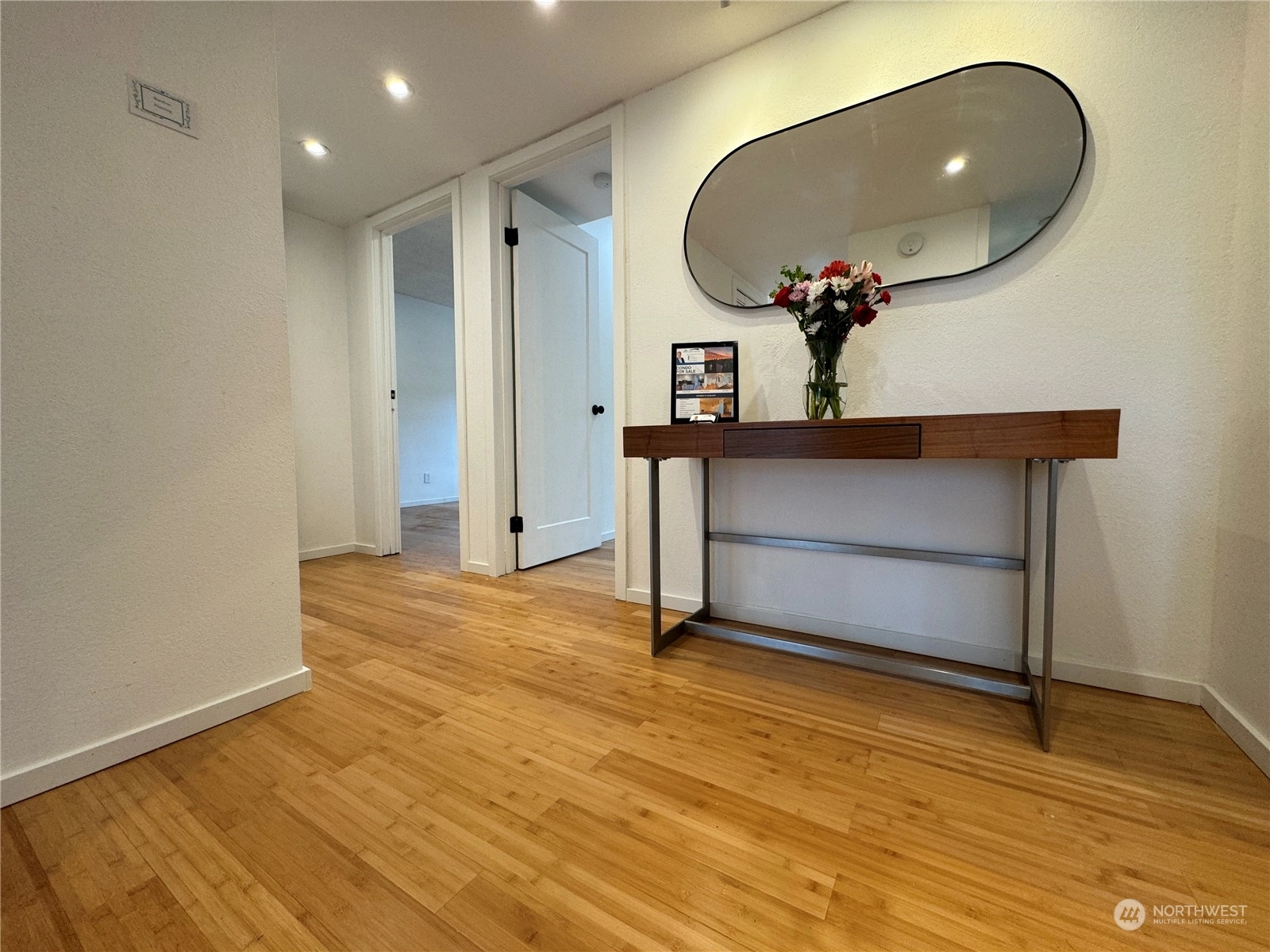 Kingsgate Ridge Manor Condos For Sale at Kingsgate Ridge Manor in Kirkland, WA Wicklund