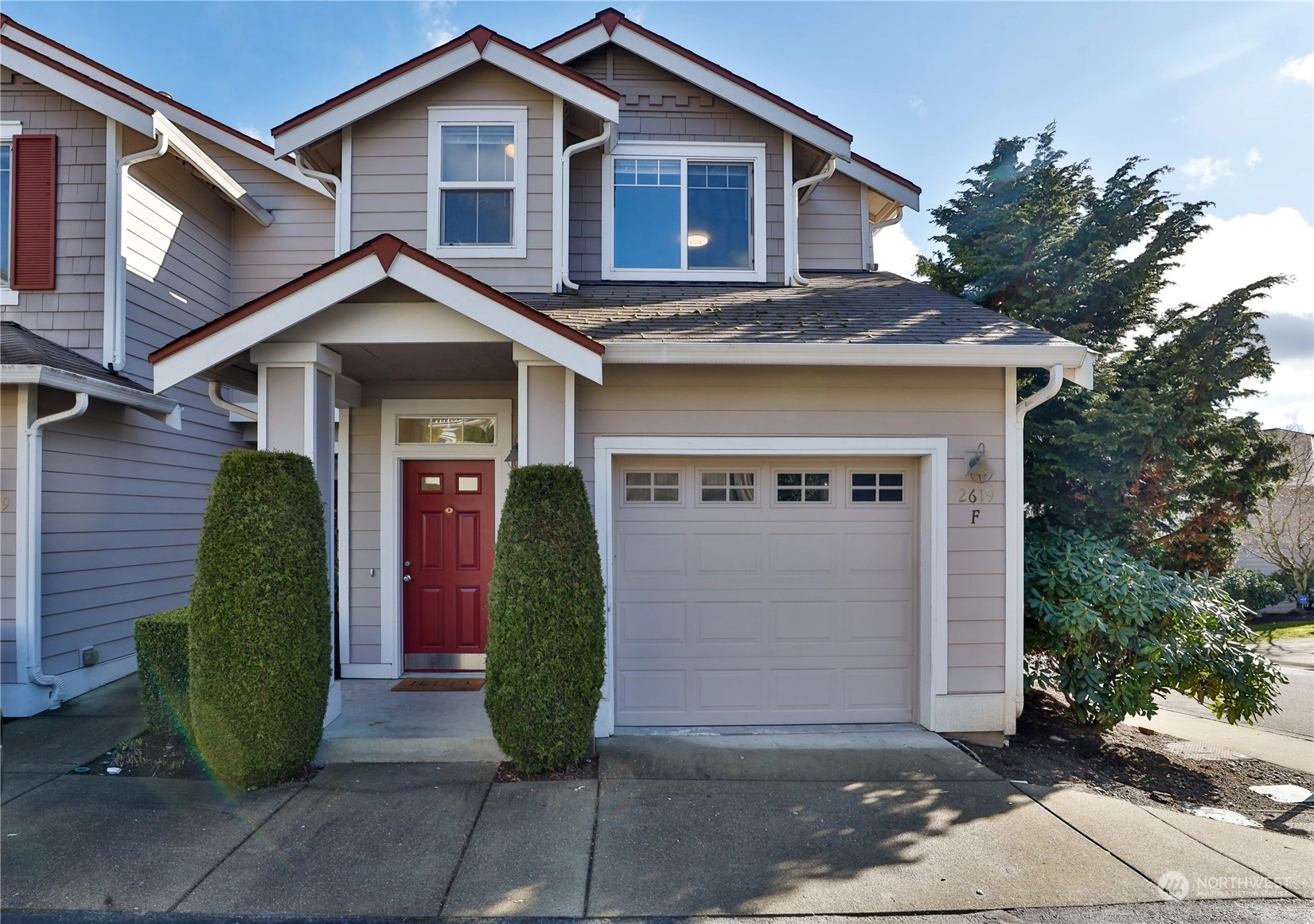 Rosemount Heights Townhomes and Townhouses For Sale at Rosemount