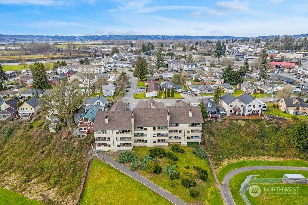 Pilchuck Gardens Condos For Sale at Pilchuck Gardens in Snohomish, WA