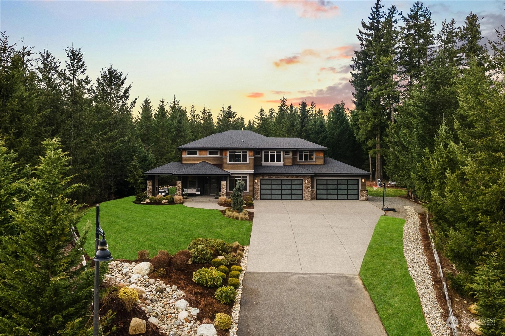 The Estates at Sugarloaf Mountain Homes For Sale in The Estates at