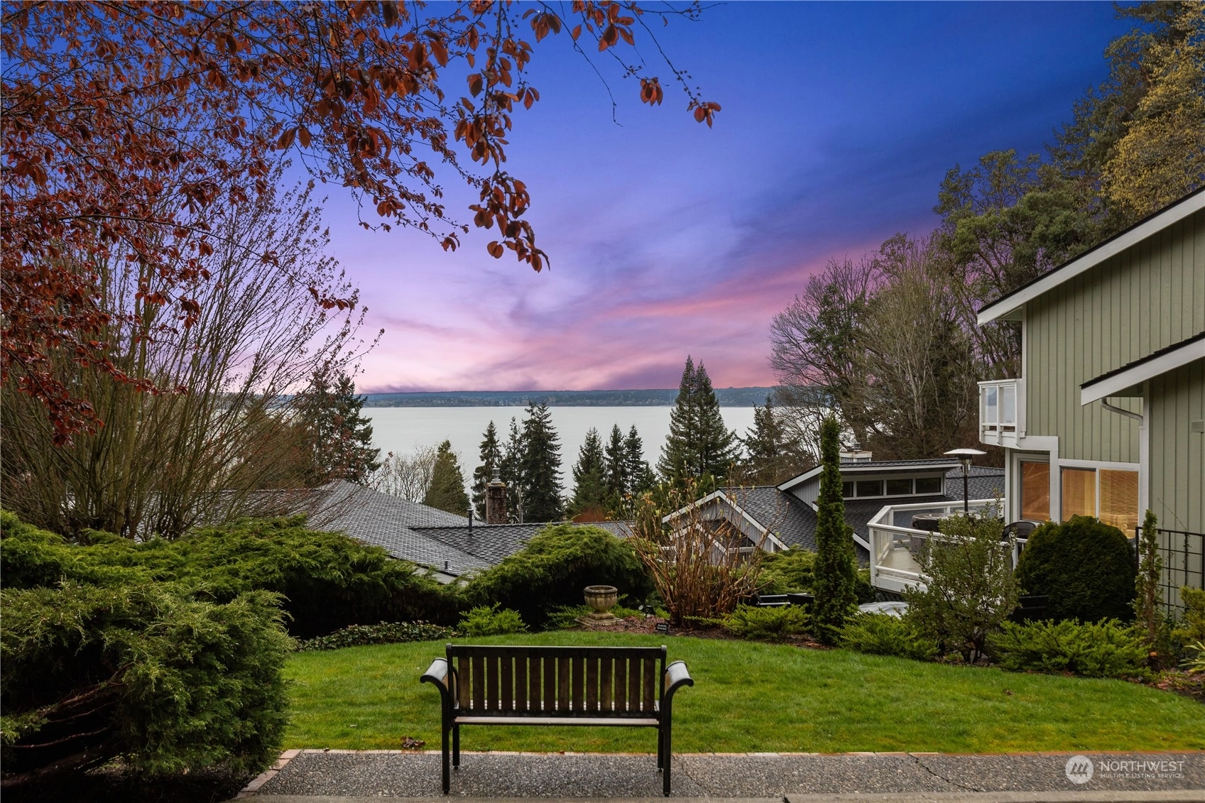 The Bluffs Condos For Sale at The Bluffs in Burien, WA Wicklund