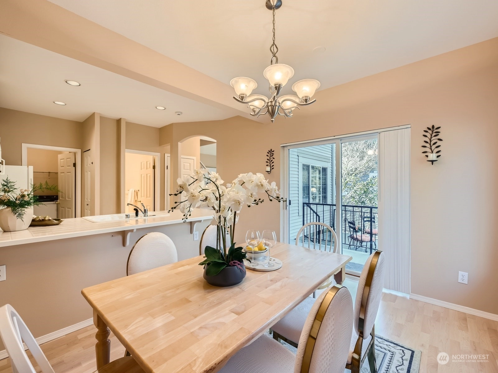 Essex Park Condos For Sale at Essex Park in Redmond, WA Wicklund