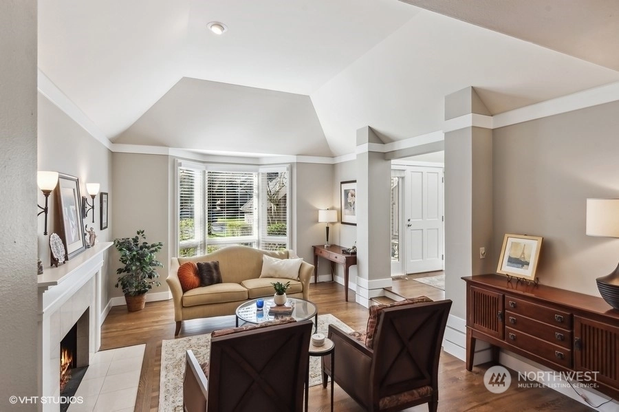 Devonshire Condos For Sale at Devonshire in Bellevue, WA Wicklund