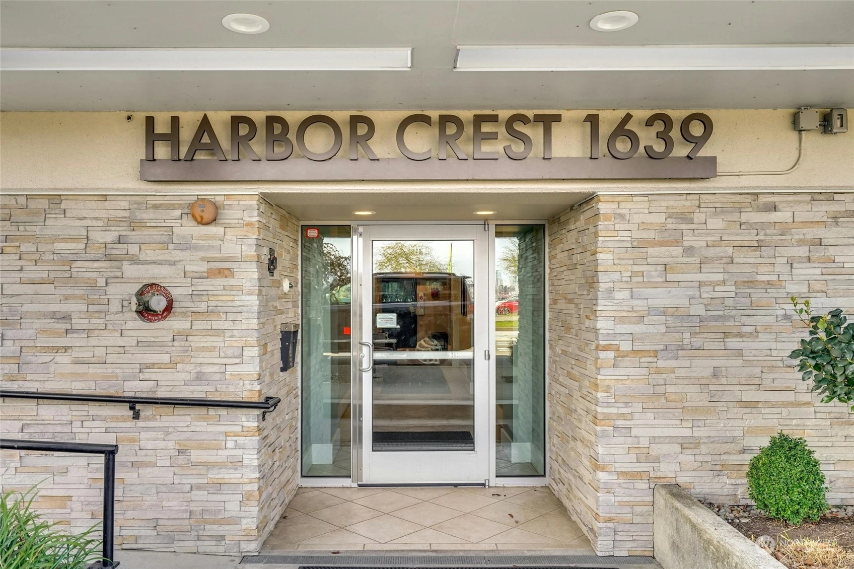 Harbor Crest Condos For Sale at Harbor Crest in Seattle, WA Wicklund