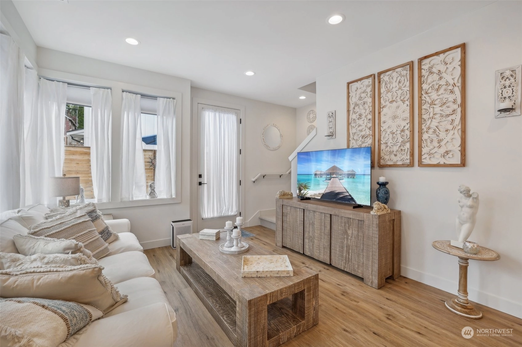 Gatewood Homes For Sale in Gatewood, Seattle, WA Wicklund