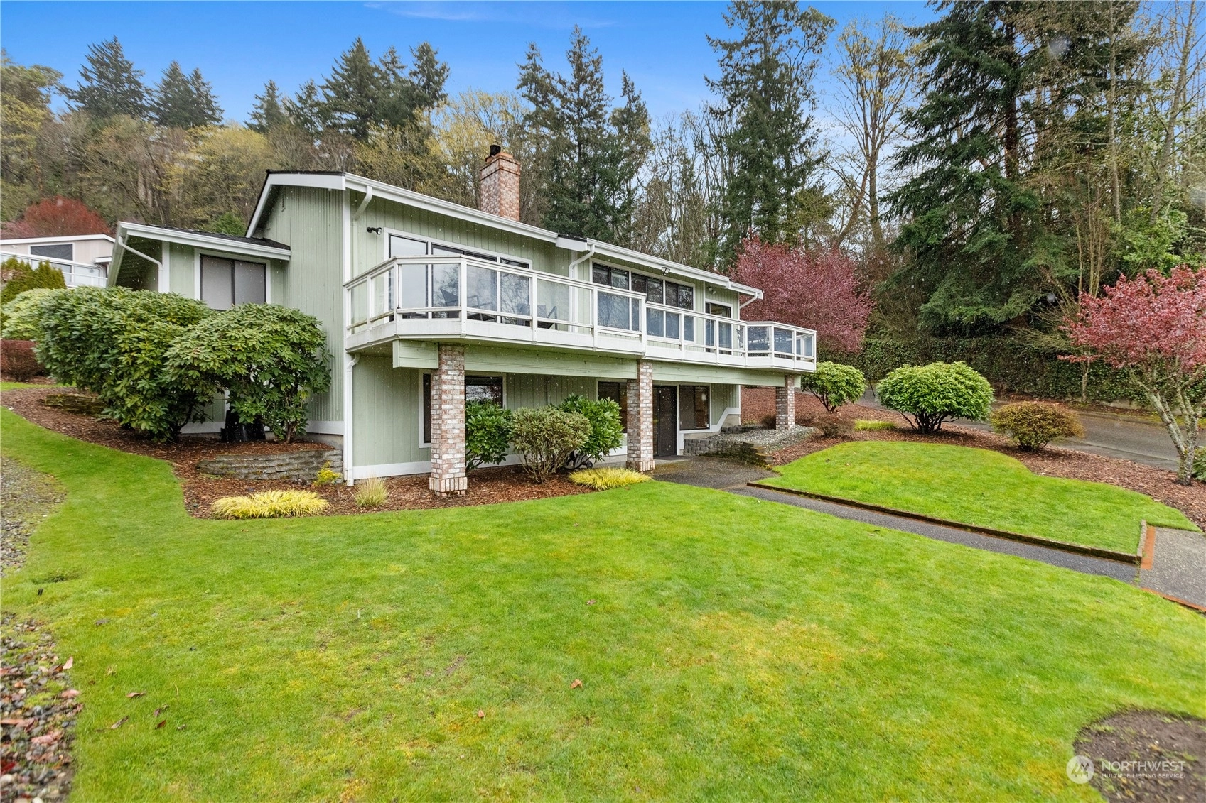 The Bluffs Condos For Sale at The Bluffs in Burien, WA Wicklund