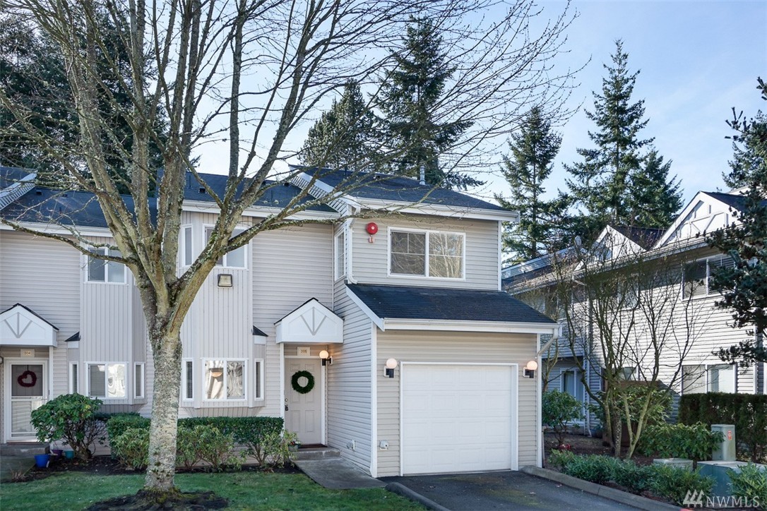 Stone Court Condos For Sale at Stone Court in Renton, WA Wicklund