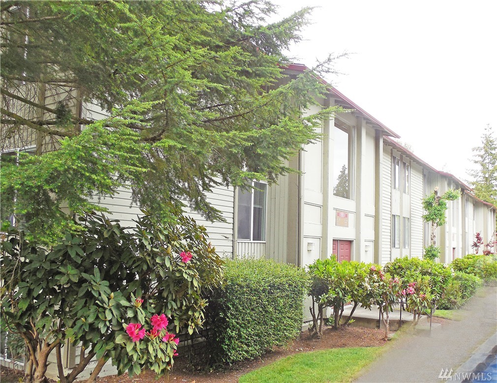 Sales activity for On the Green at Fairwood Condo in Renton